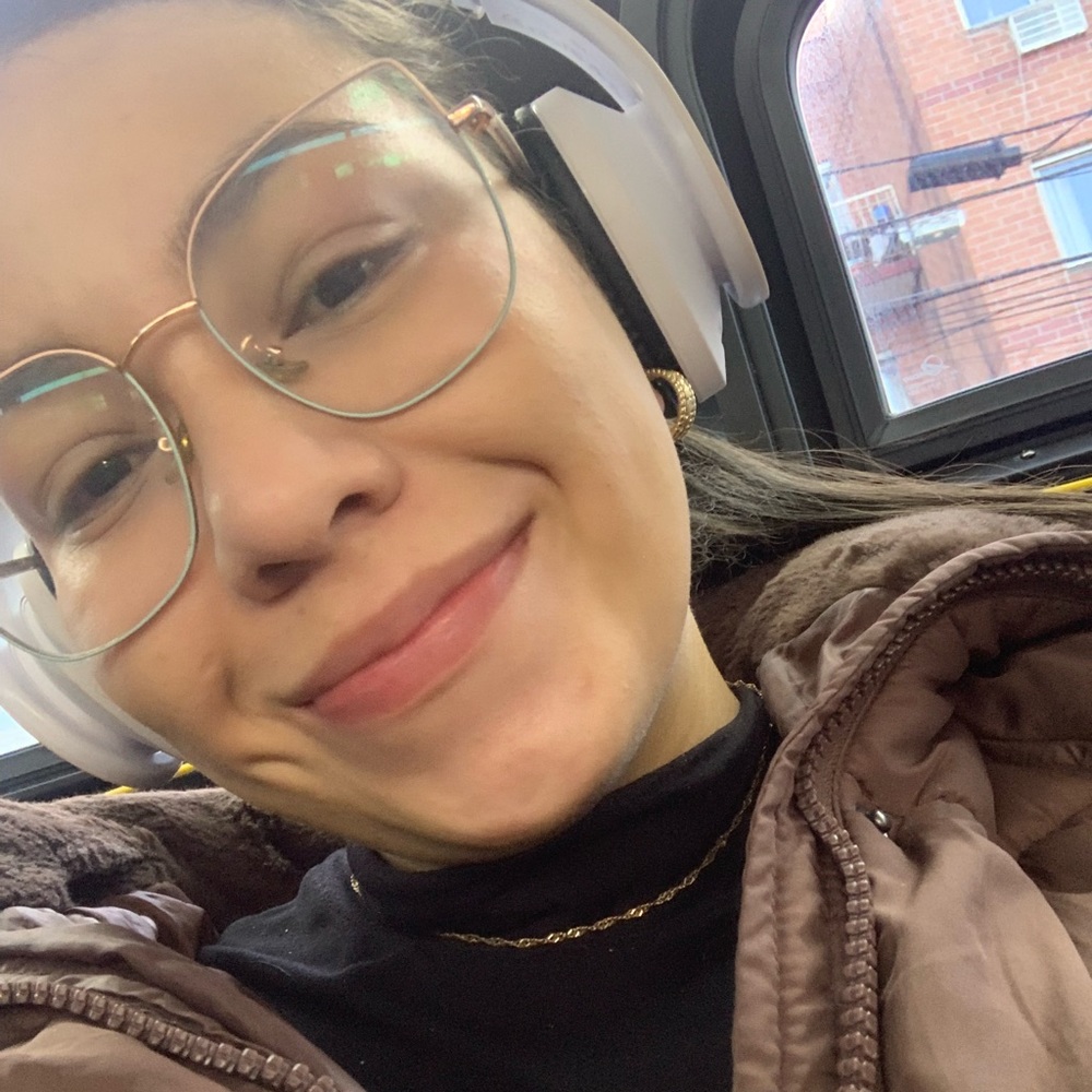 Meet your Posher, María